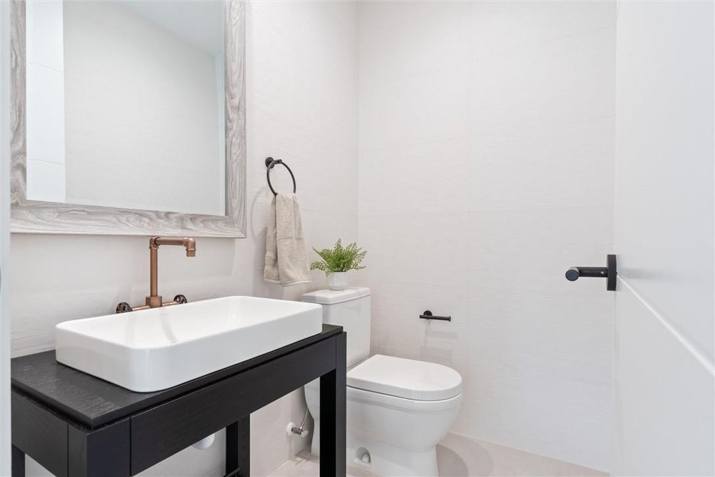 1310 Se 2nd Street - Photo 13
