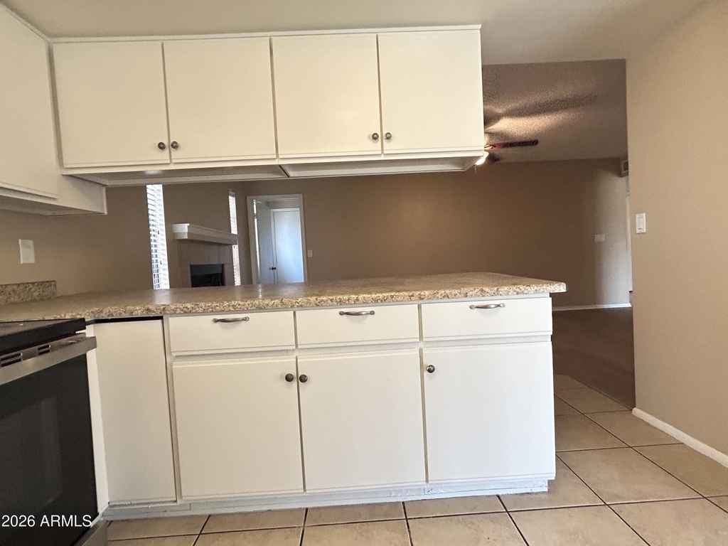 8033 W Mclellan Road - Photo 9