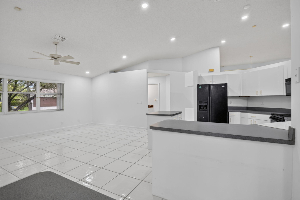 924 Spoonbill Circle - Photo 17