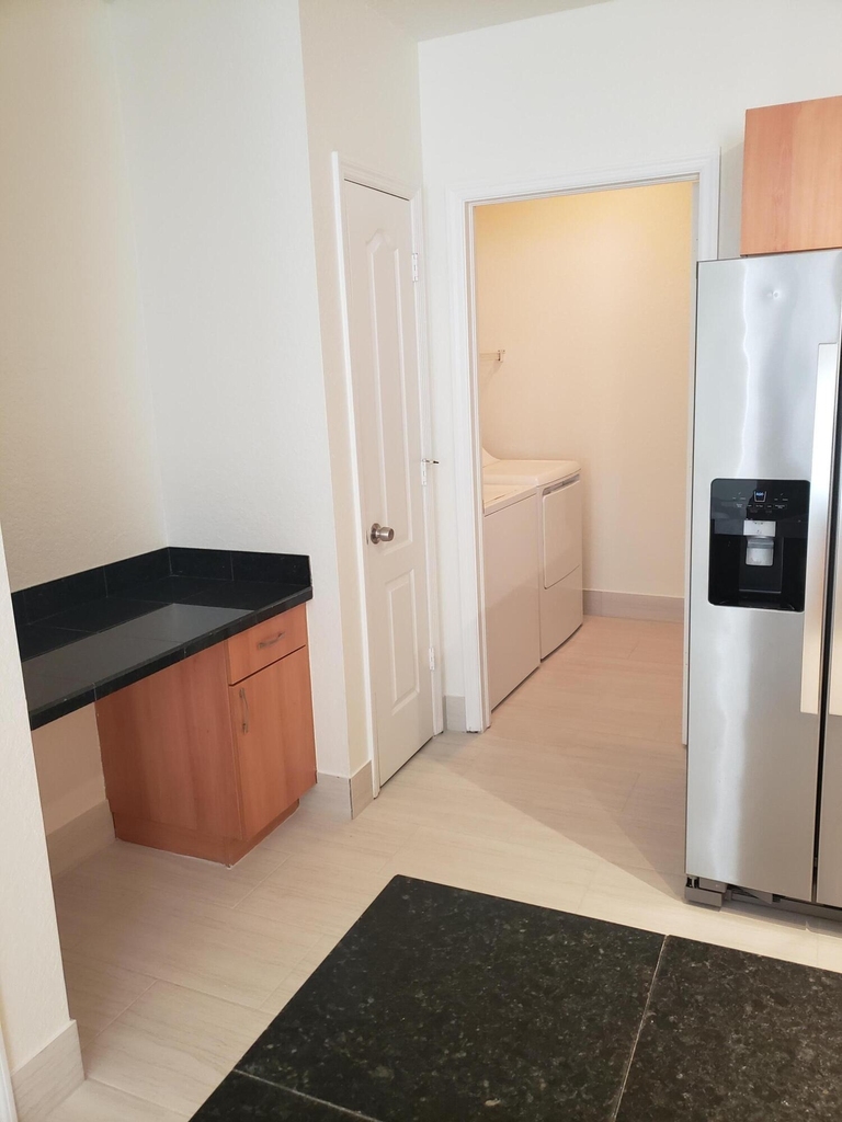 1101 Belmont Place - Photo 10