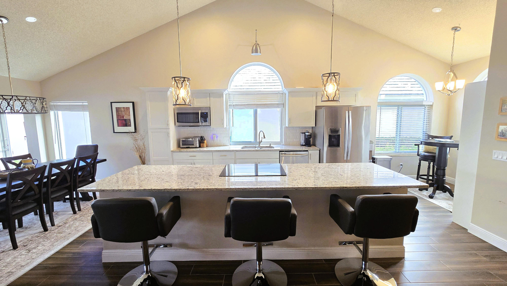 2295 Saratoga Lane - Photo 7