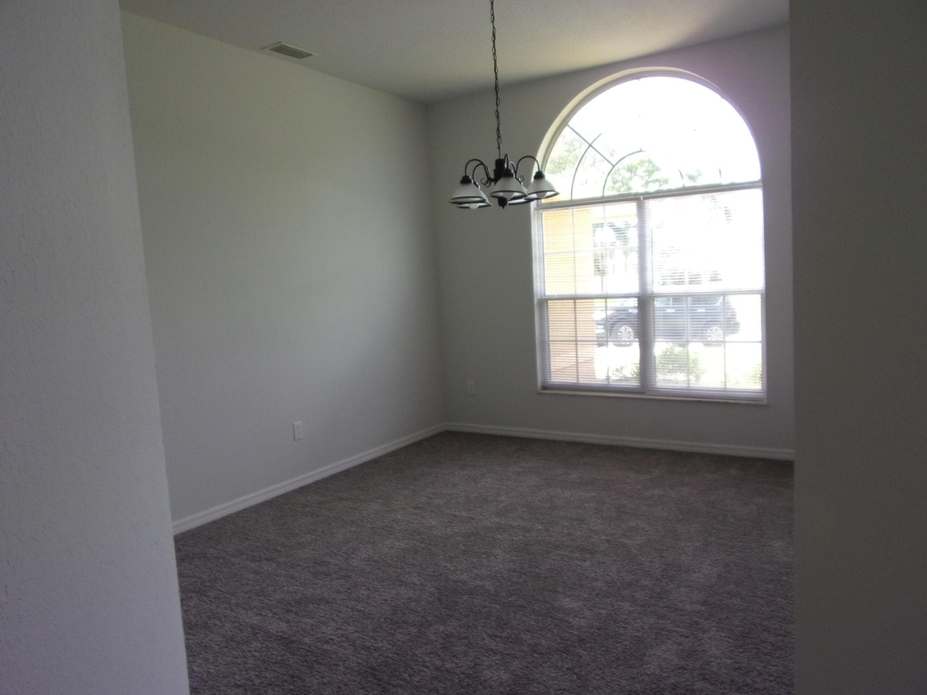 1225 Sw Milan Lane - Photo 4