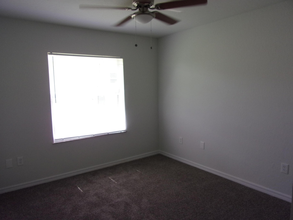 1225 Sw Milan Lane - Photo 12