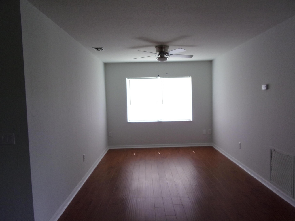 1225 Sw Milan Lane - Photo 7