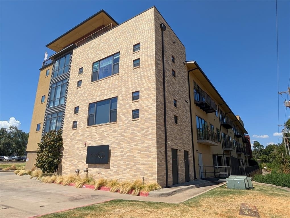 401 E Boyd Street - Photo 28