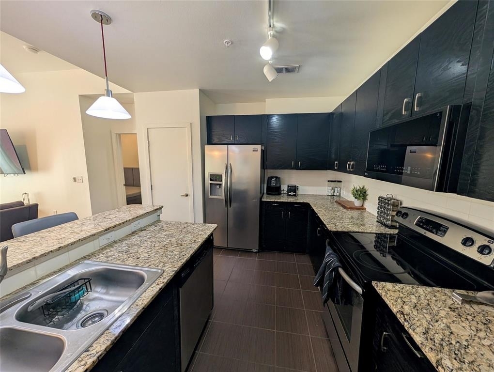 401 E Boyd Street - Photo 9