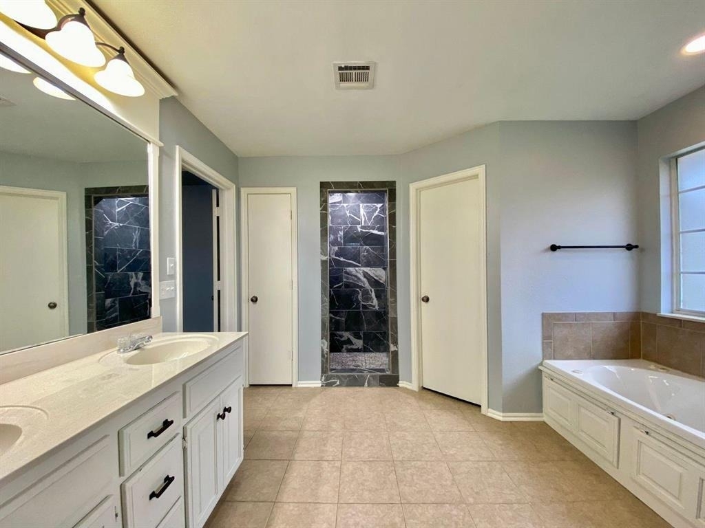 4805 Stag Horn Drive - Photo 9