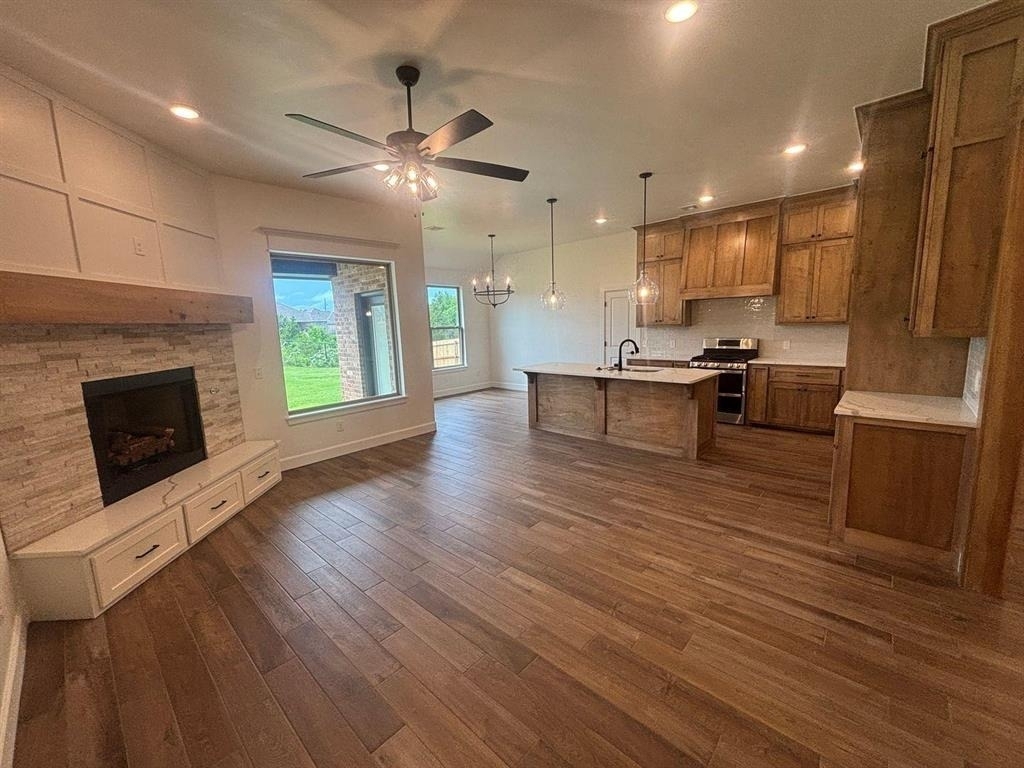 1900 Inglenook Drive - Photo 3