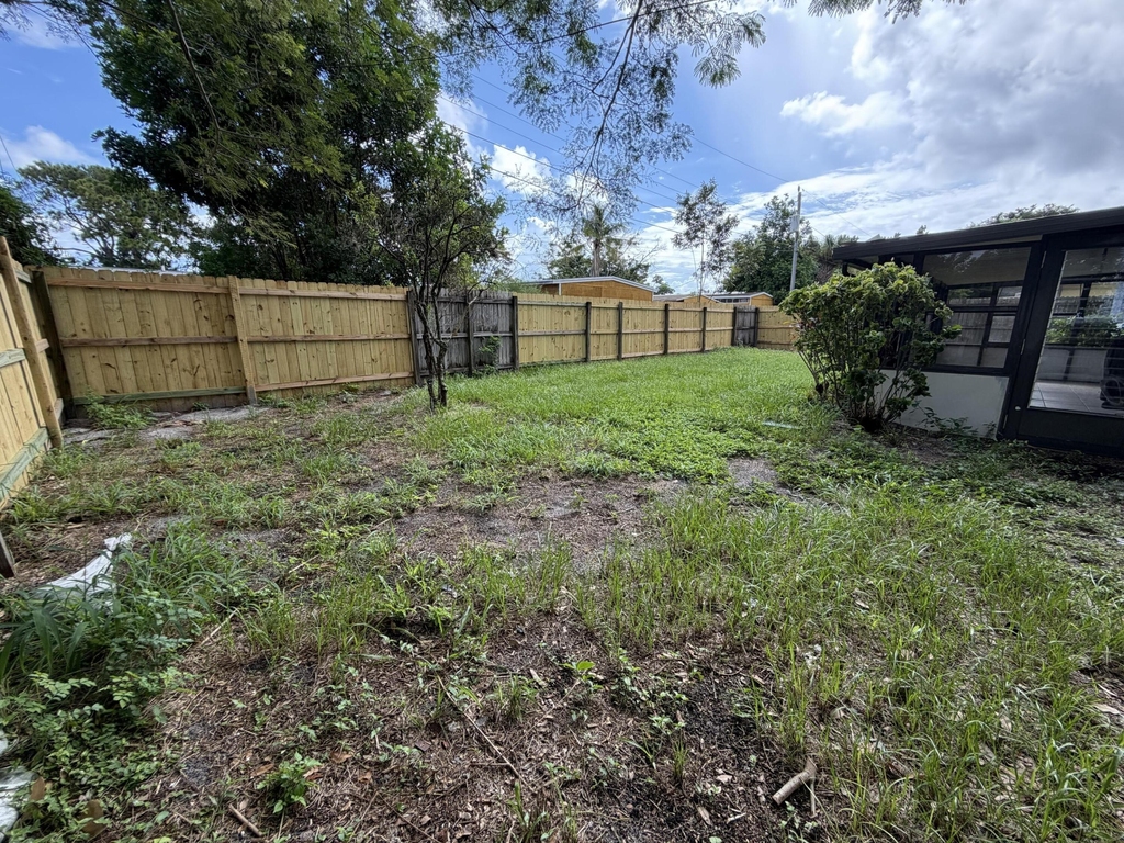 1633 Se Arapaho Avenue - Photo 25