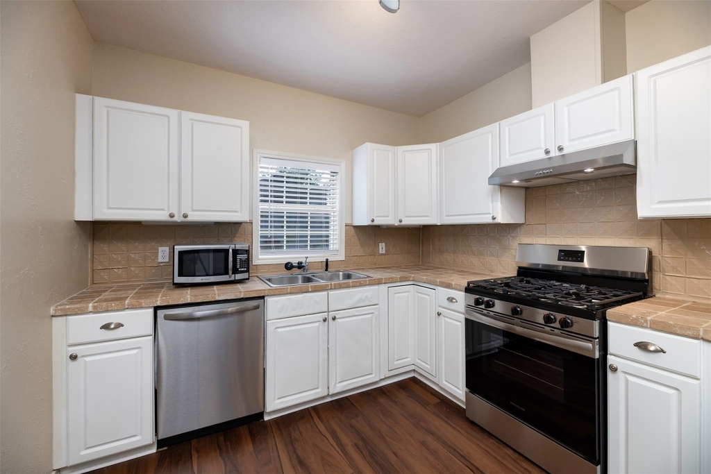 8823 San Benito Way - Photo 21