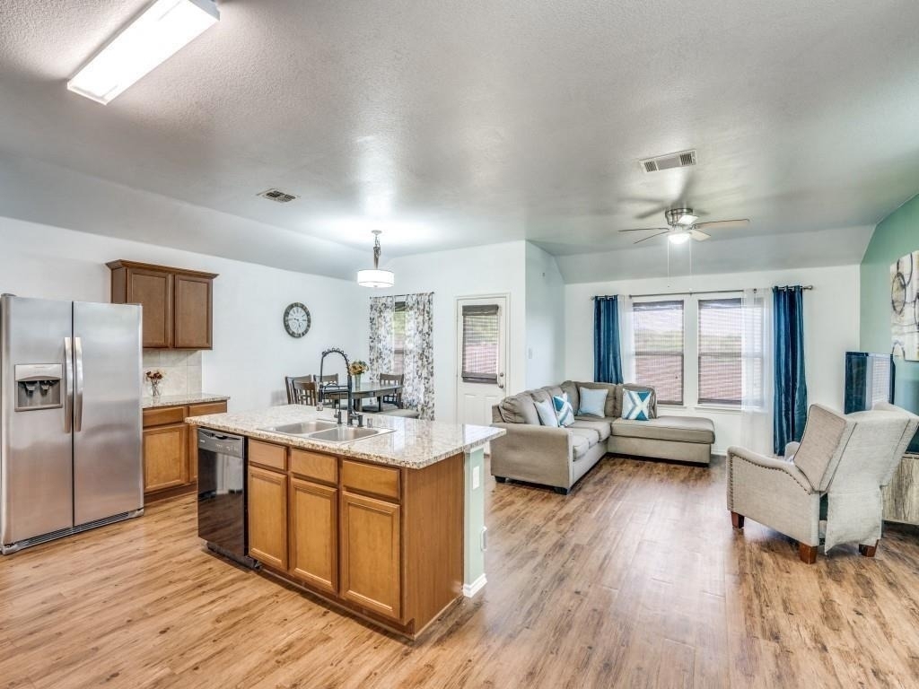 1434 Meadow Creek Drive - Photo 12