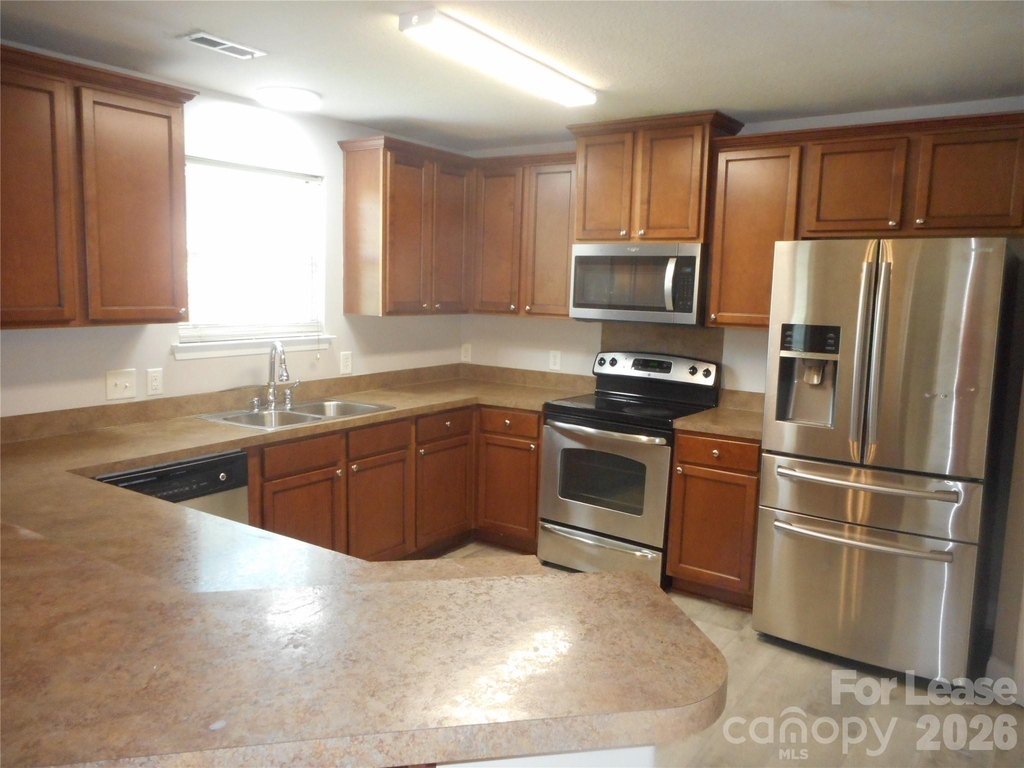 228 Gumtree Drive - Photo 4