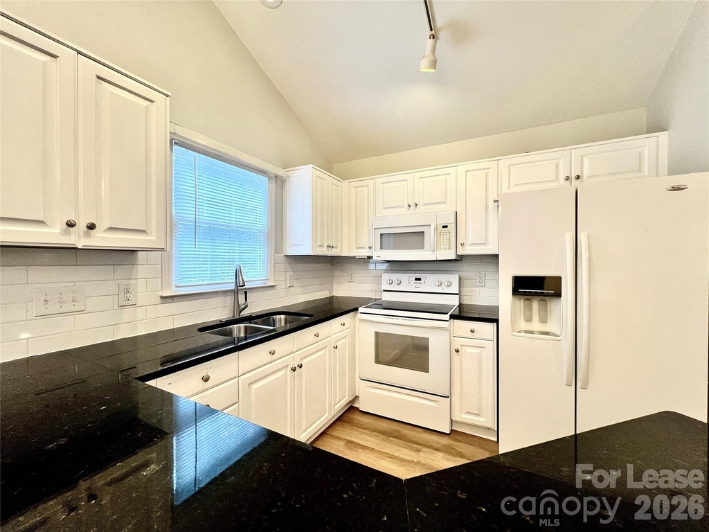 4409 Stonefield Drive - Photo 6