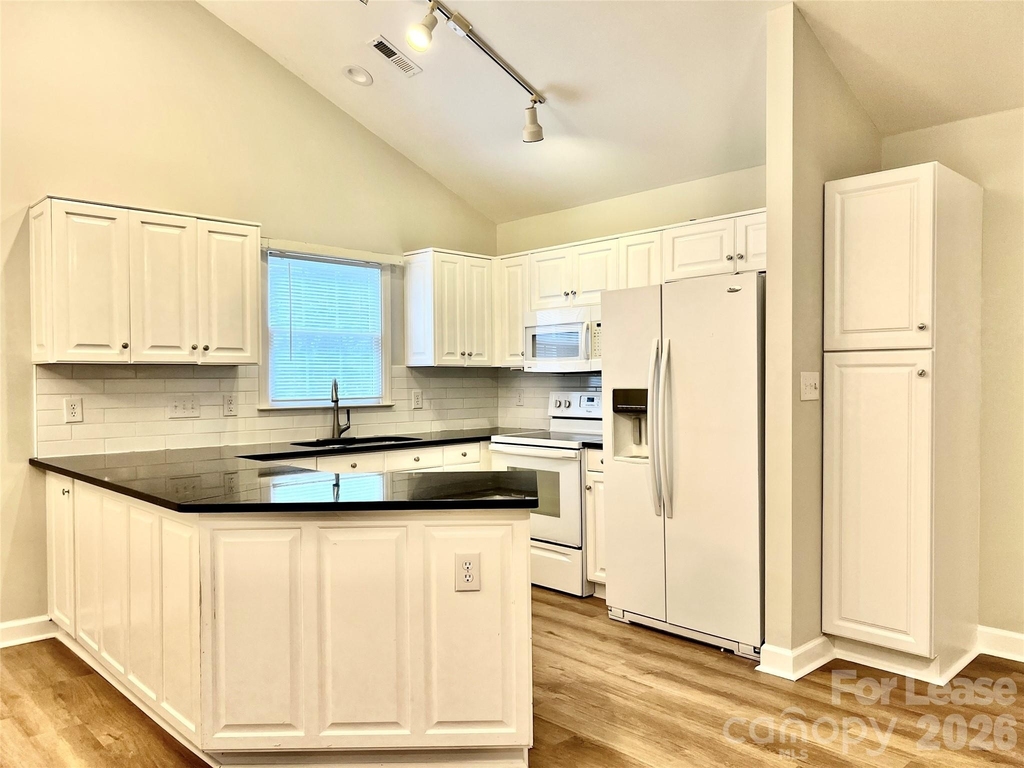 4409 Stonefield Drive - Photo 7