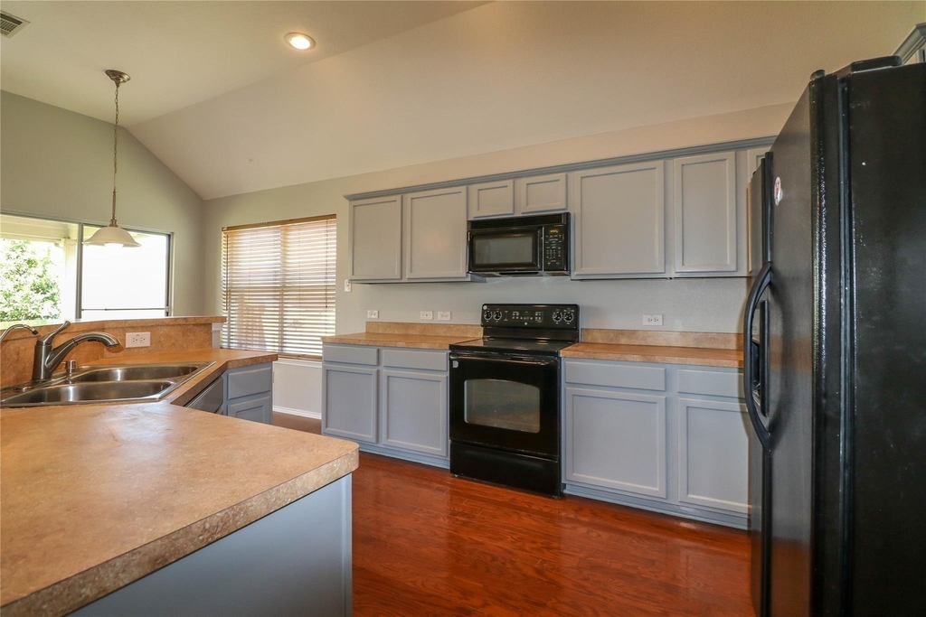 5117 Gadsden Avenue - Photo 6