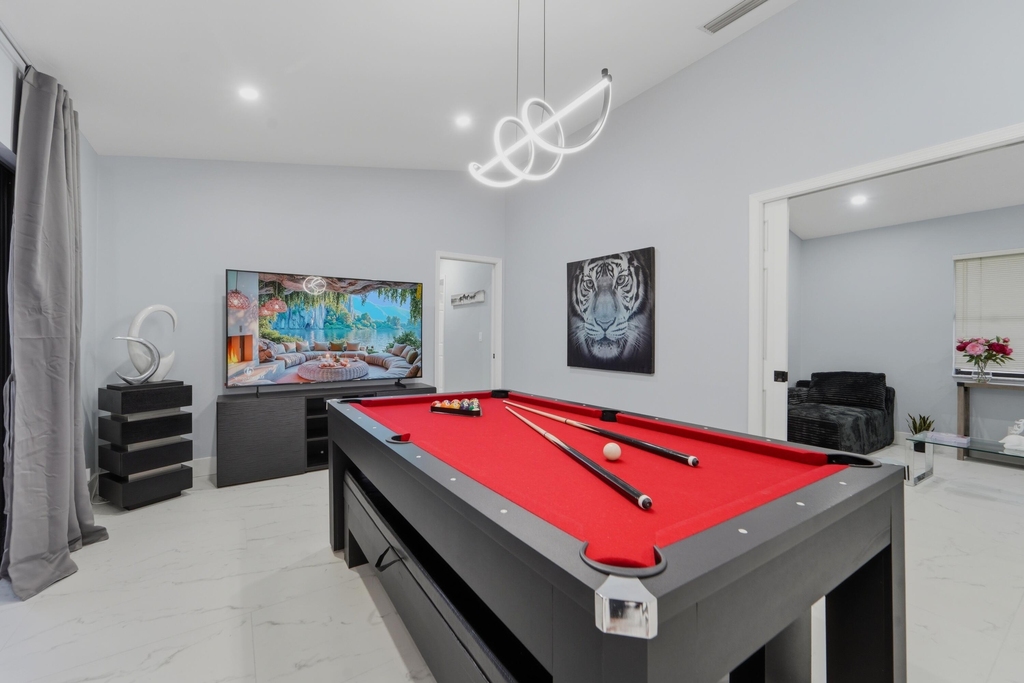 606 Juniper Place - Photo 14