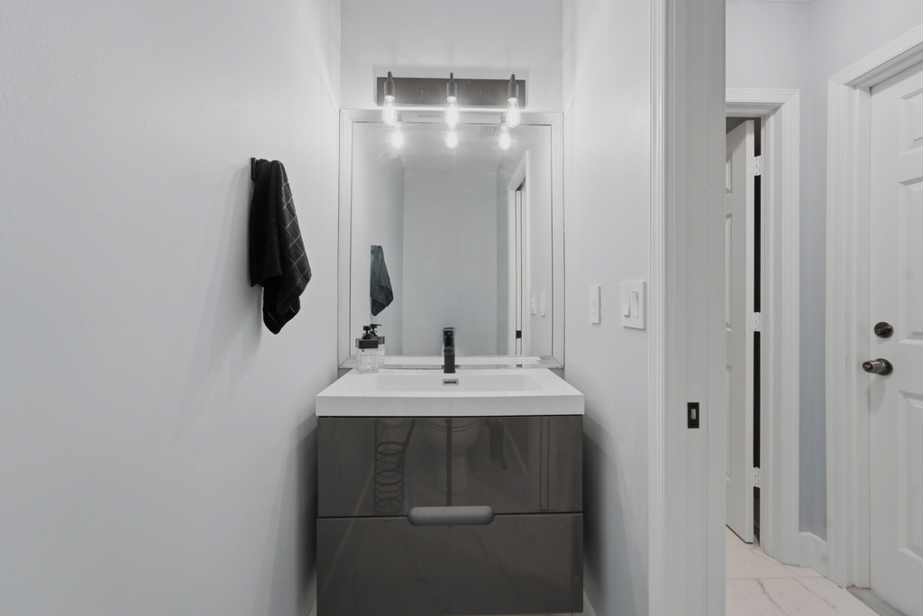 606 Juniper Place - Photo 40