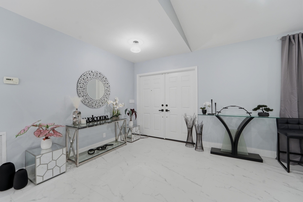 606 Juniper Place - Photo 6