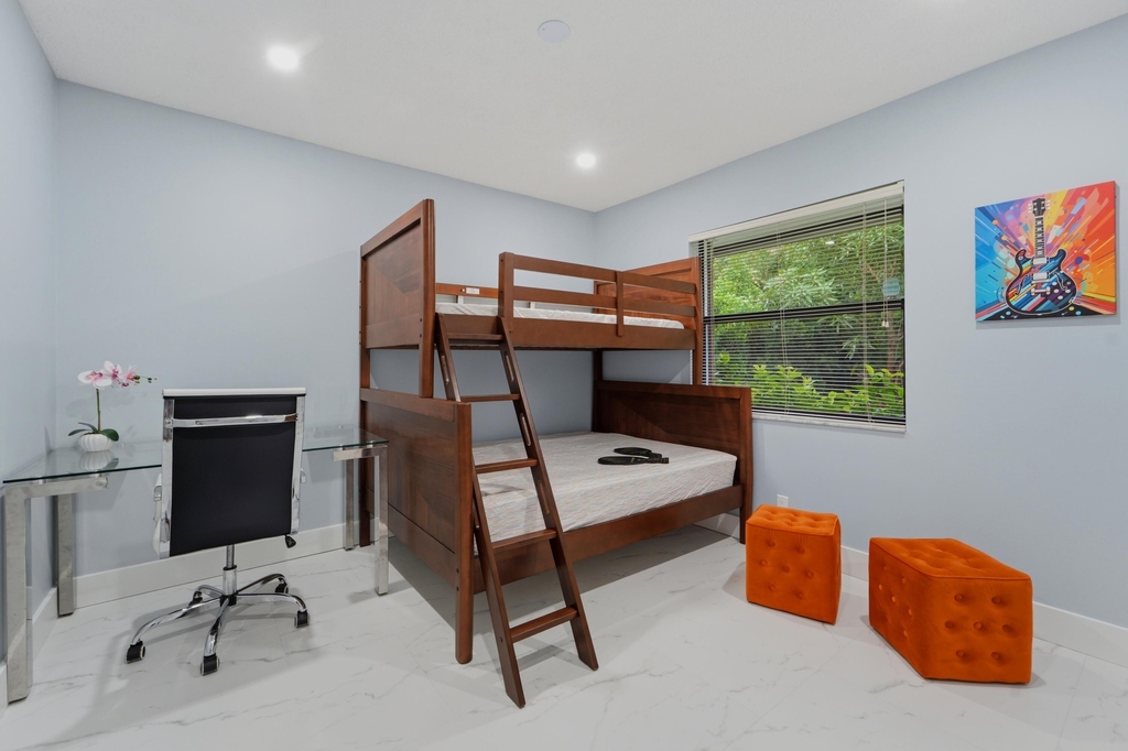 606 Juniper Place - Photo 28