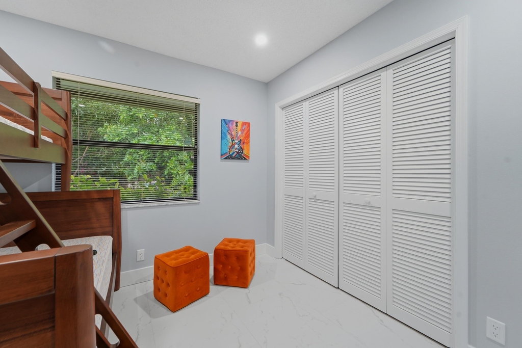 606 Juniper Place - Photo 29