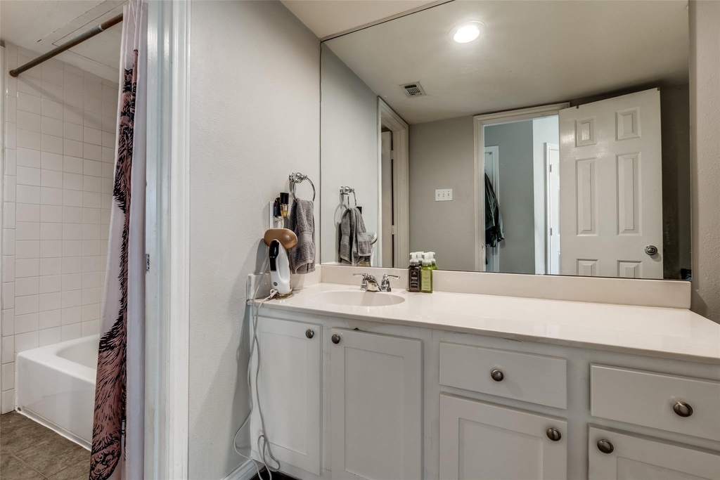 3100 Cole Avenue - Photo 15