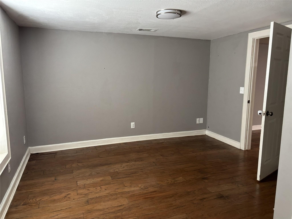 1340 E State Highway 276 - Photo 3