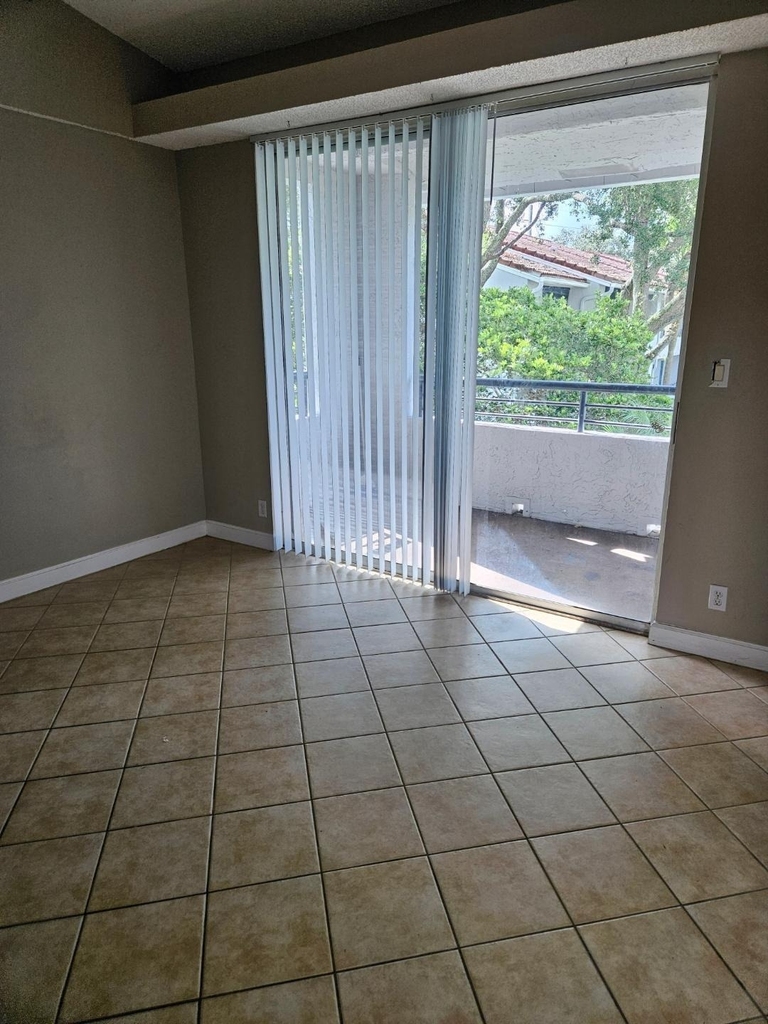 931 Lyons Road - Photo 14