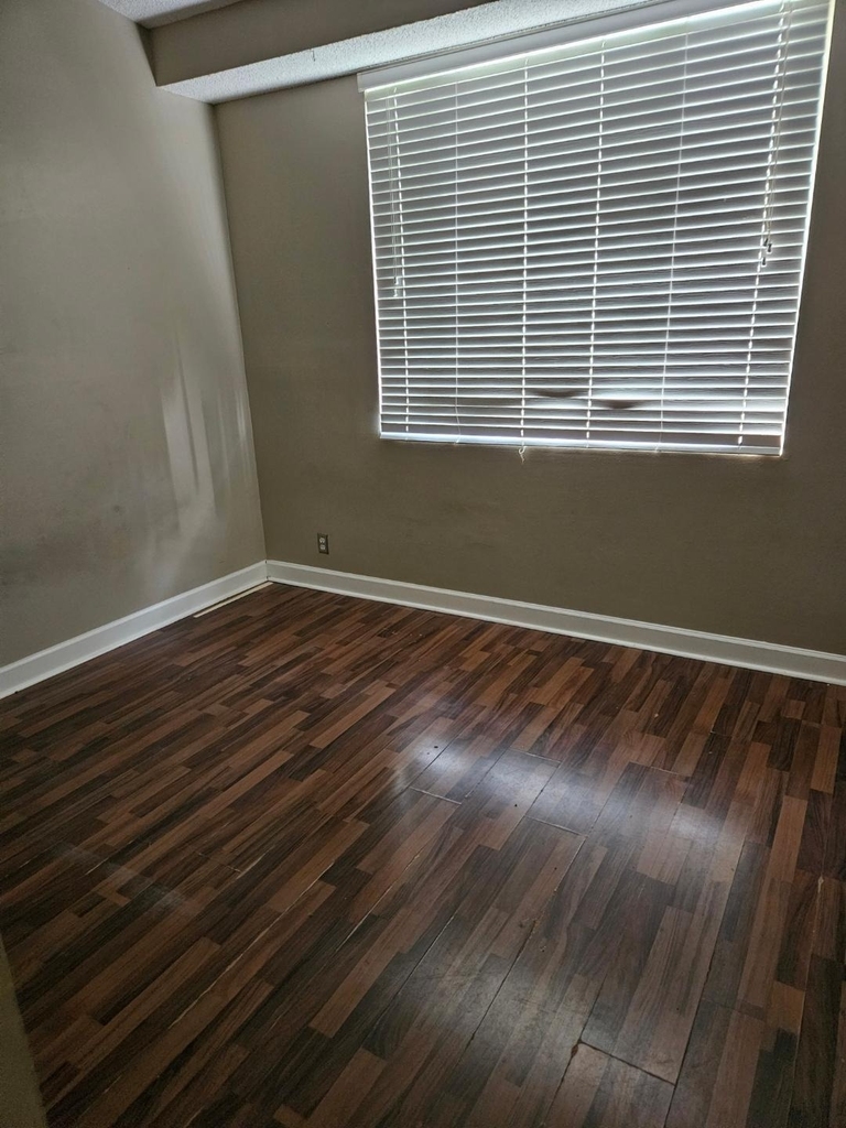 931 Lyons Road - Photo 12