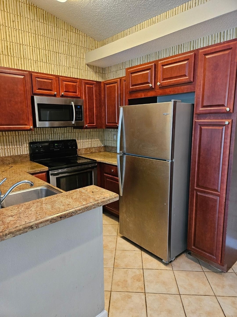 931 Lyons Road - Photo 13
