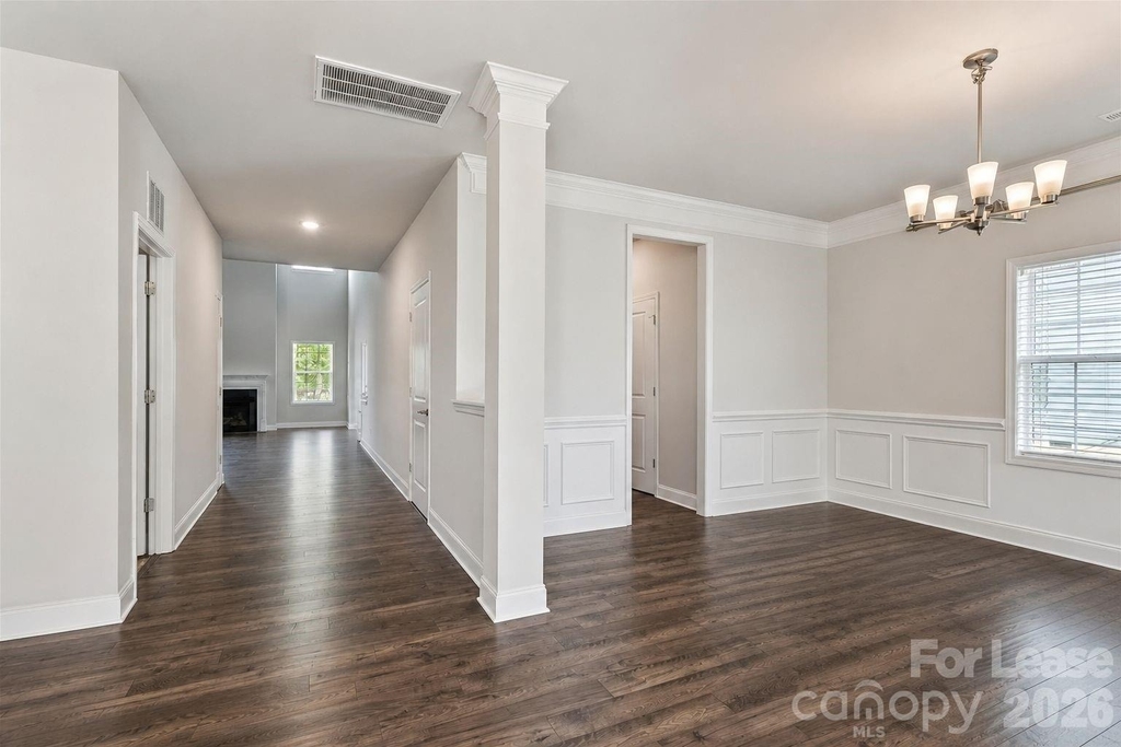 11732 Glenwood Drive - Photo 1