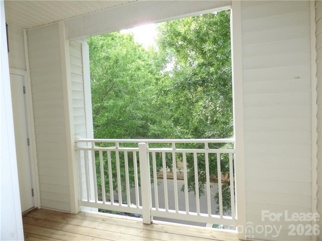 18710 Oakhurst Boulevard - Photo 19