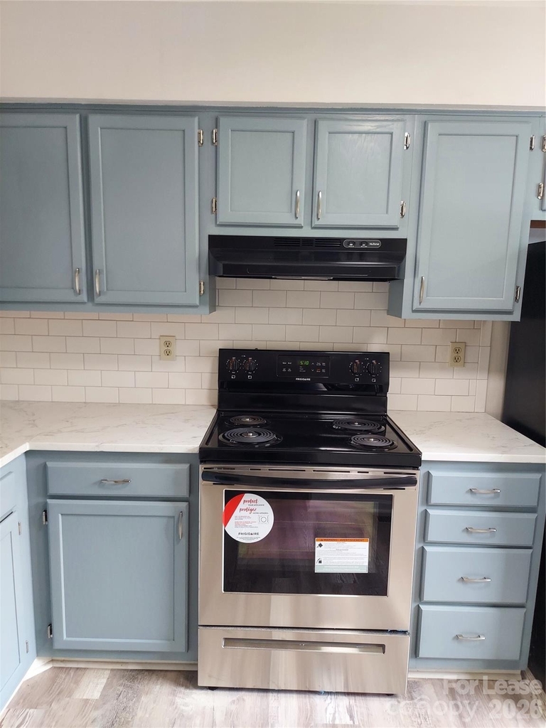 675 Lex Drive - Photo 2