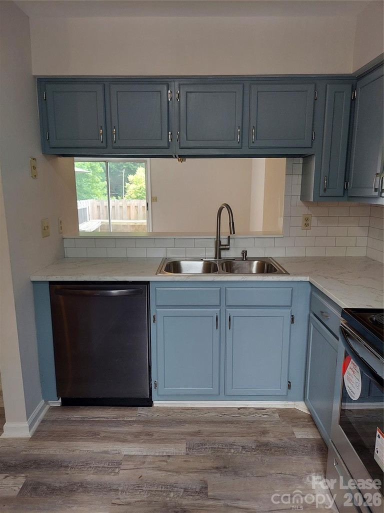675 Lex Drive - Photo 10
