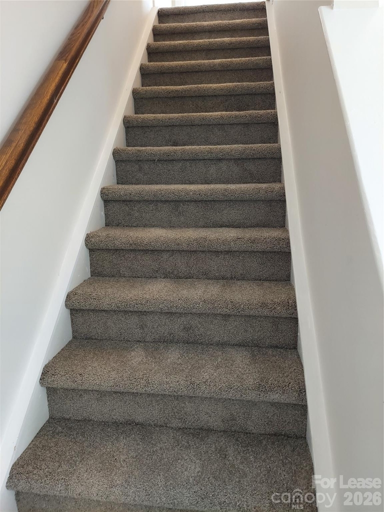 675 Lex Drive - Photo 4