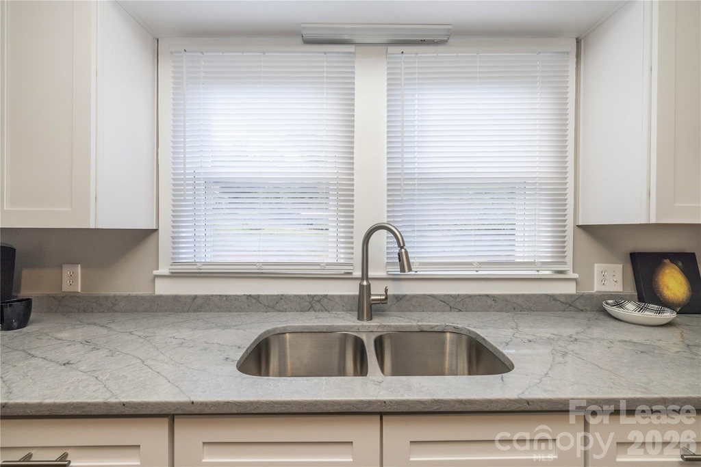 1488 Hilltop Street - Photo 11