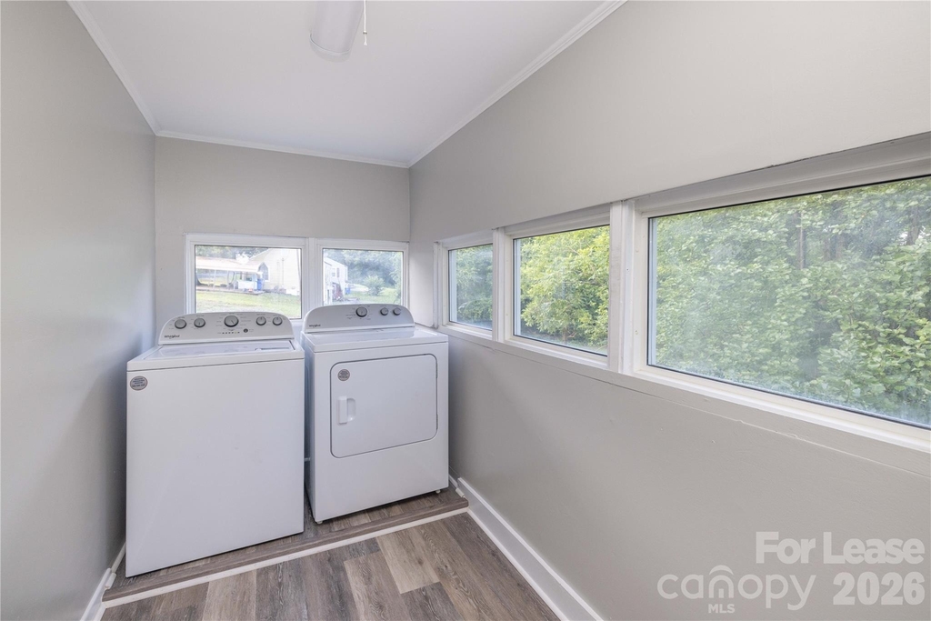 1488 Hilltop Street - Photo 25