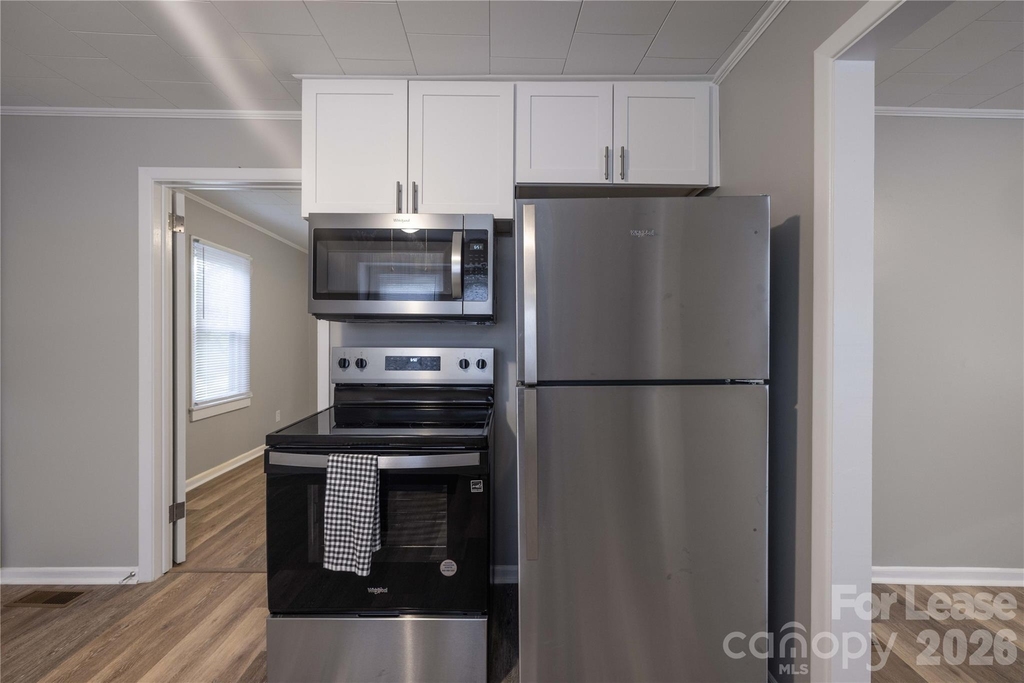 1488 Hilltop Street - Photo 13