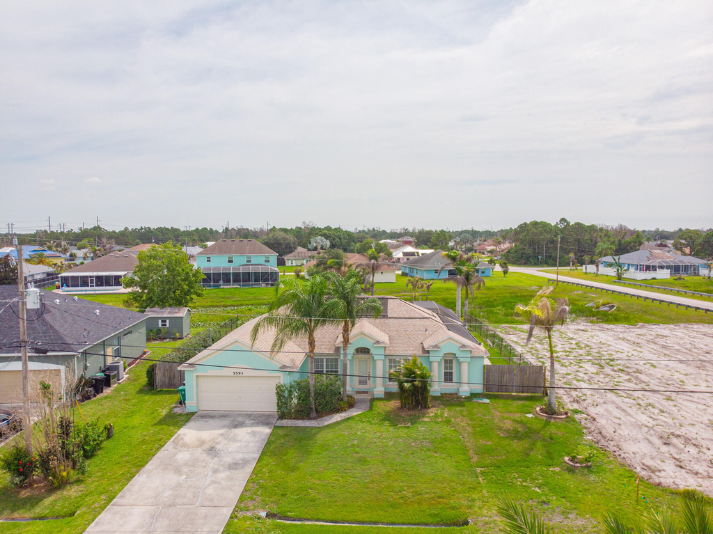5593 Nw Wesley Road - Photo 5