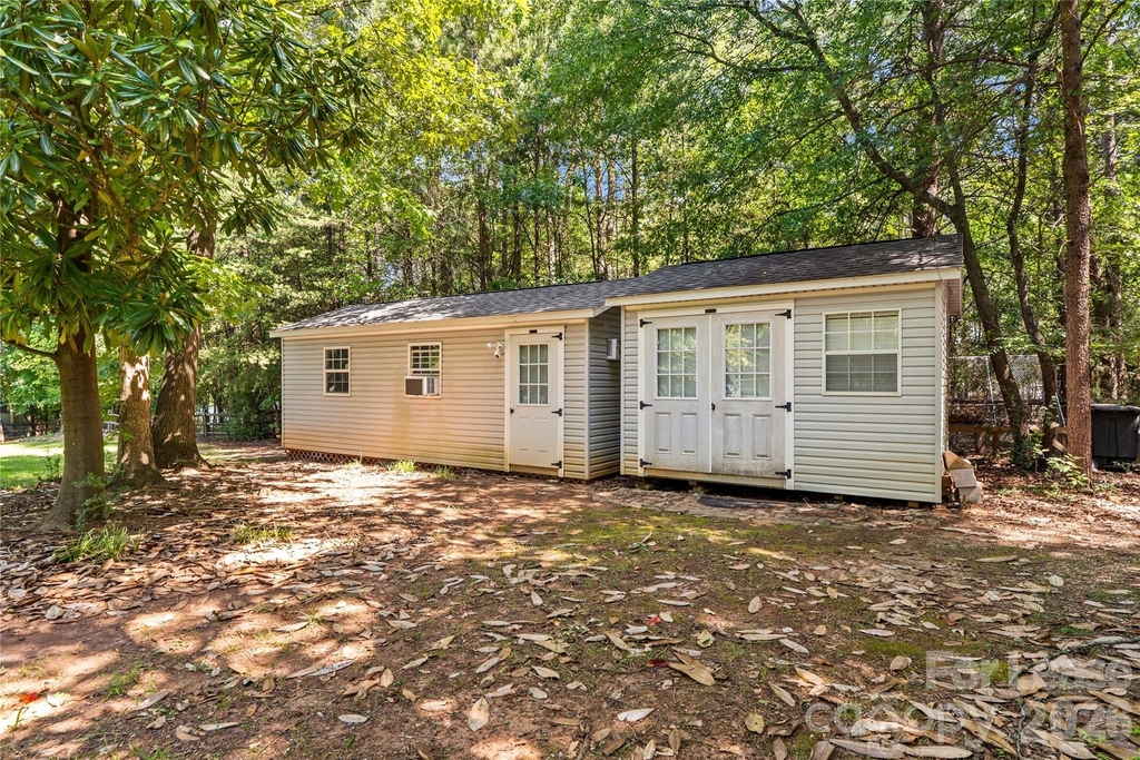 5020 Fox Hollow Drive - Photo 13