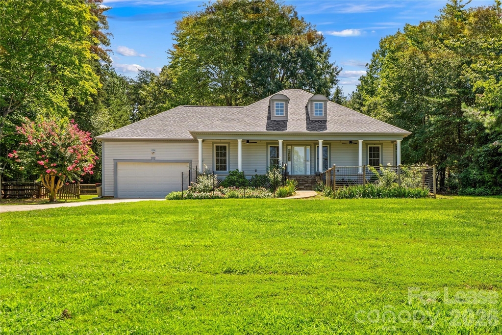 5020 Fox Hollow Drive - Photo 0