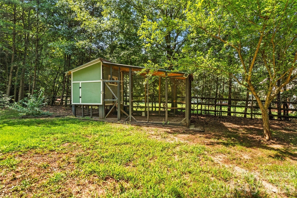 5020 Fox Hollow Drive - Photo 19