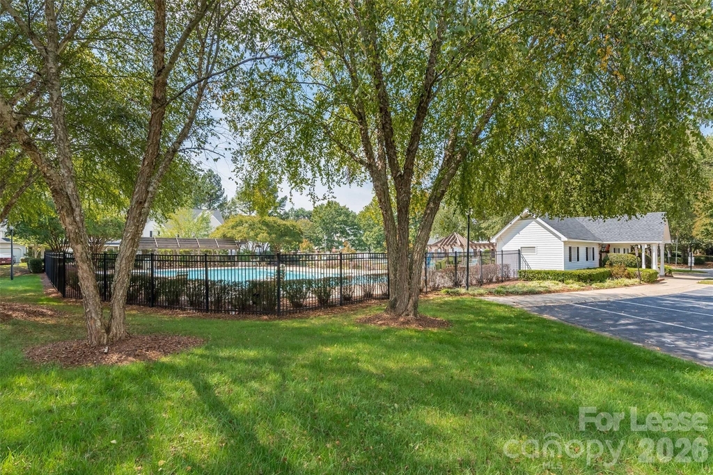 1841 Birch Heights Court - Photo 37