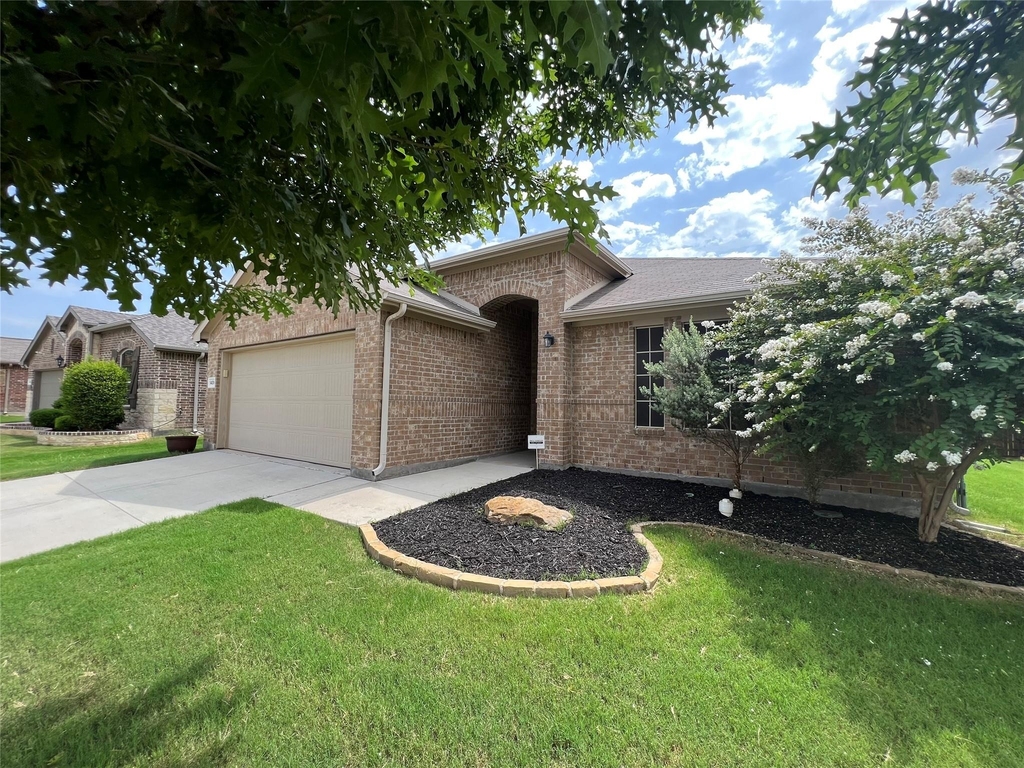 14516 Chino Drive - Photo 2