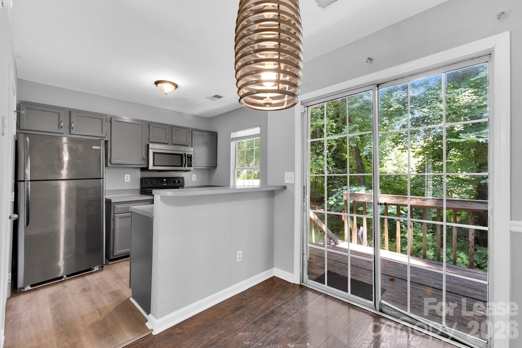 6315 Windsor Gate Lane - Photo 3