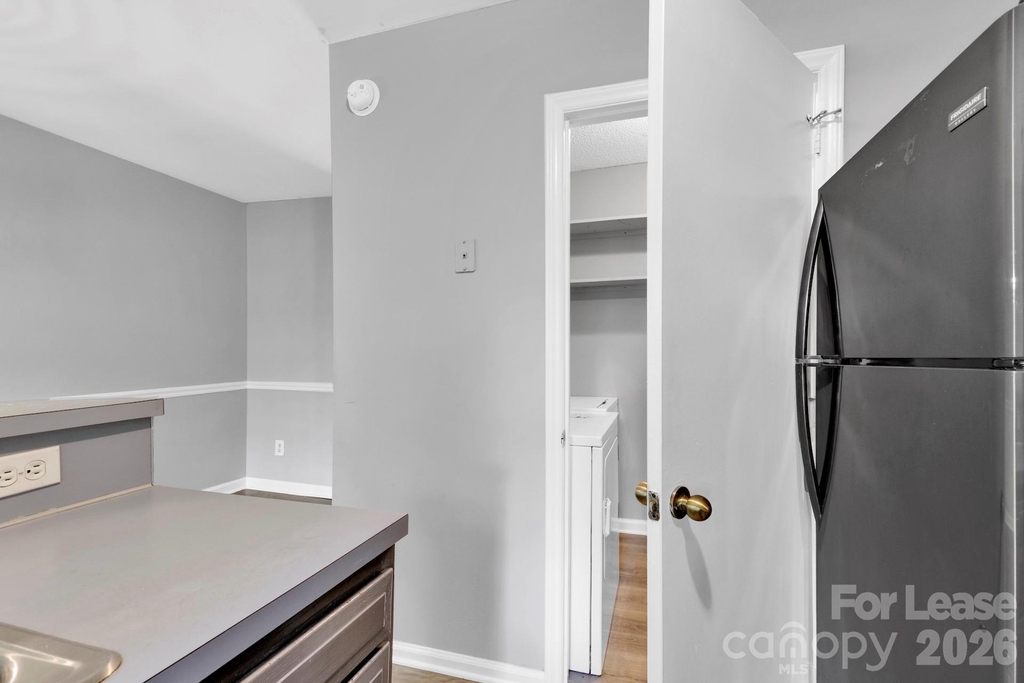 6315 Windsor Gate Lane - Photo 4