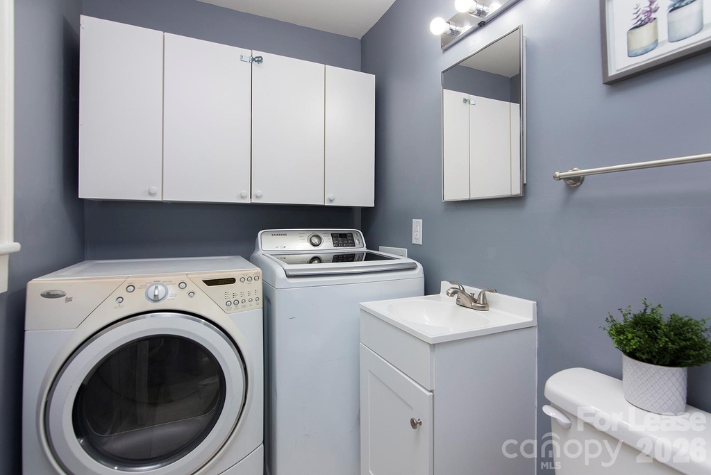 9531 Idlewild Road - Photo 12