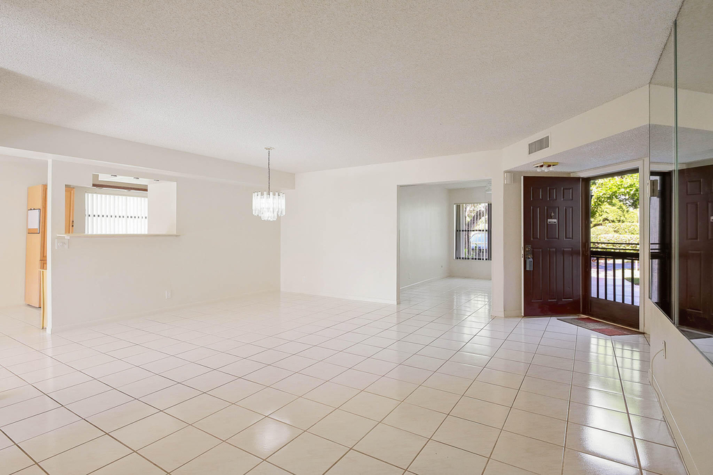 3367 Perimeter Drive - Photo 3