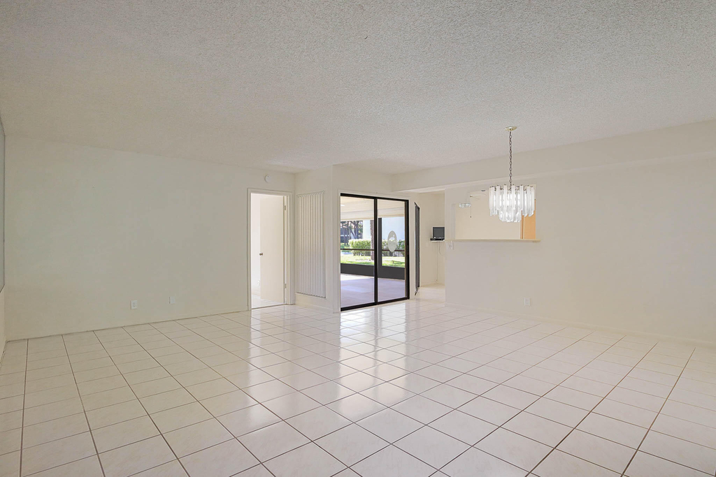 3367 Perimeter Drive - Photo 2