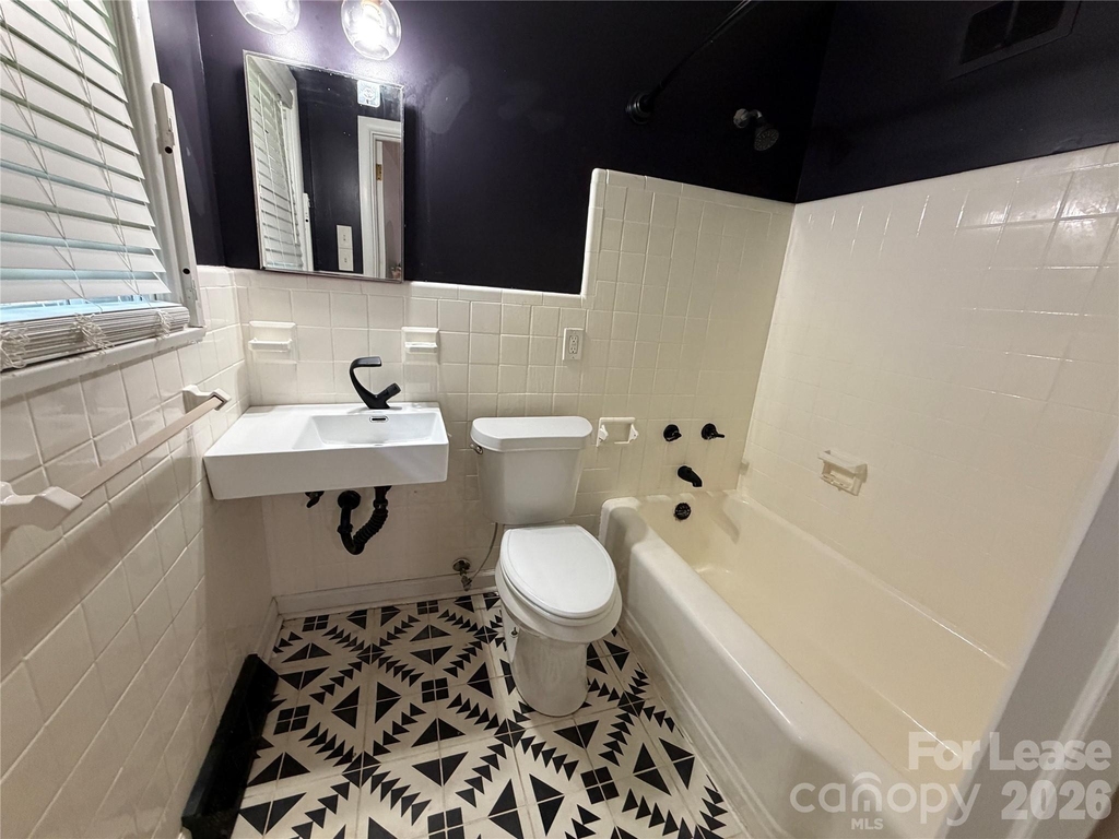 608 Margaret Drive - Photo 15