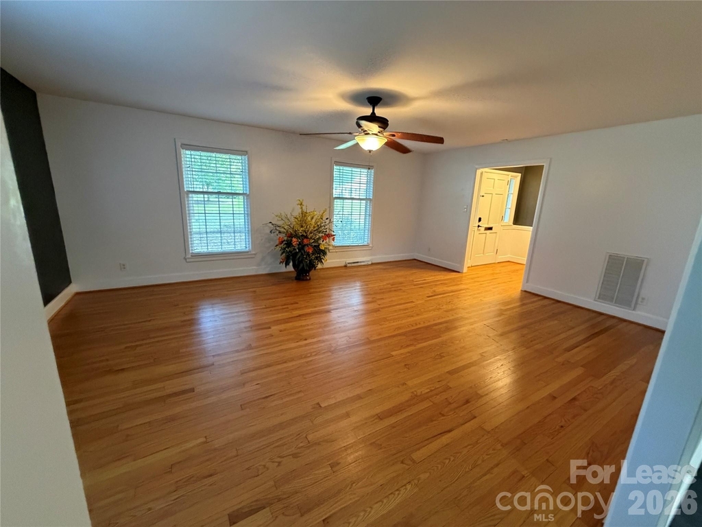 608 Margaret Drive - Photo 7